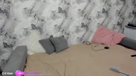 Snapshot of elisa_kollin chatting on January 21, 11:35 am Aletta Oushen online show from January 21, 11:35 am