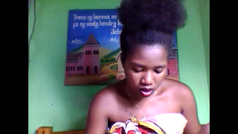 elisabeth2525 online show from February 8, 4:47 am