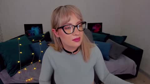 Elisabeth online show from February 3, 5:24 pm