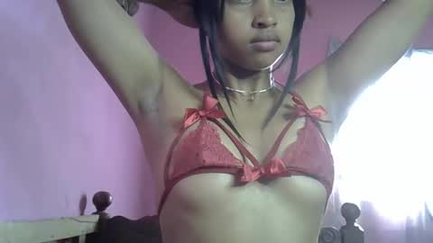 elisah01 online show from April 16, 6:03 am