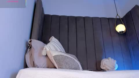 Elise diamond online show from March 9, 12:47 am