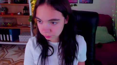 Elise online show from October 21, 4:22 pm