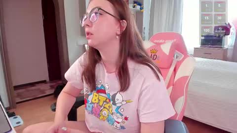 Elise    online show from February 20, 10:16 am