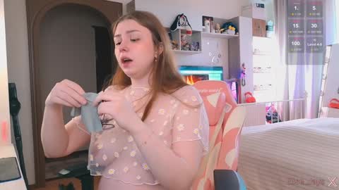 Elise    online show from September 12, 12:23 pm