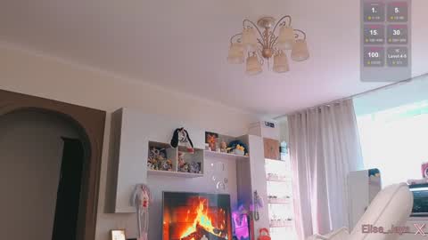 Elise    online show from October 9, 12:09 pm