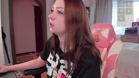 Elise    online show from January 20, 10:18 am