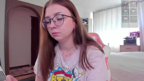 Elise    online show from March 8, 10:41 am