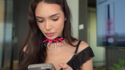 Nina online show from October 6, 4:40 am