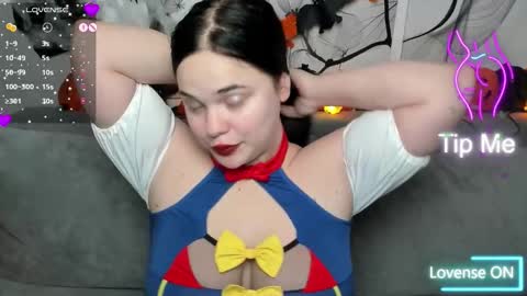 Eliss online show from November 1, 2:54 pm