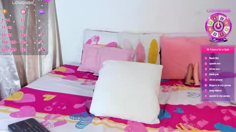 Snapshot of eliss_sweet chatting on February 27, 7:34 am Elissabeth online show from February 27, 7:34 am