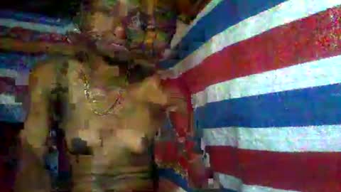 elissah online show from October 15, 7:33 am
