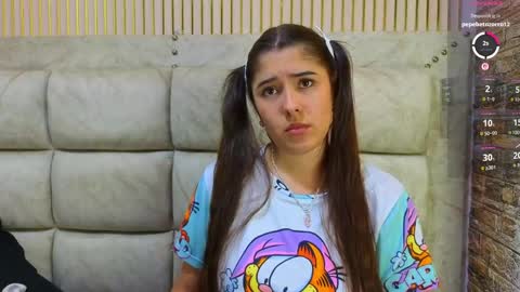 elisvega online show from April 19, 2:22 am