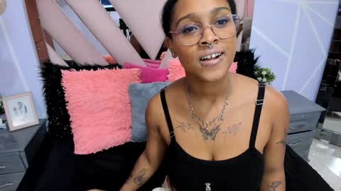 elit noa online show from January 21, 7:39 pm
