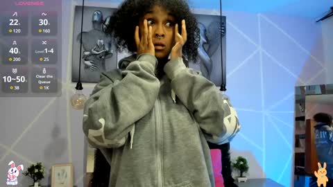 elit noa online show from December 30, 7:42 pm