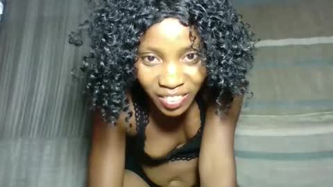 elita12010 online show from April 4, 9:02 pm