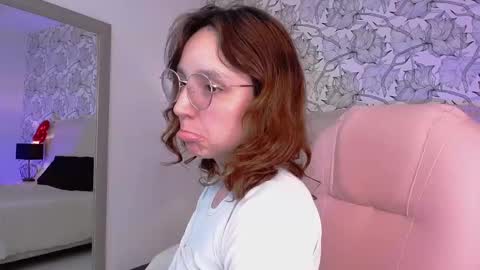 Eliza online show from February 22, 7:43 pm