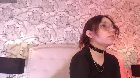 Eliza online show from September 10, 7:47 pm