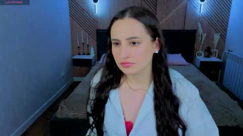 Elizabet online show from May 30, 8:45 am