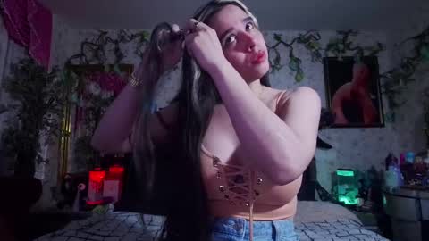 Snapshot of elizabeth77_ chatting on September 18, 10:14 am Elizabeth online show from September 18, 10:14 am