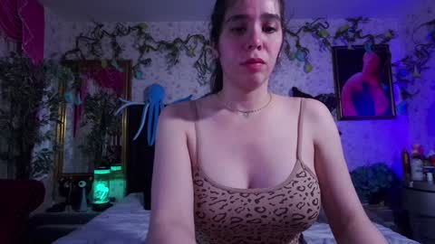 Elizabeth online show from January 28, 10:12 am