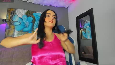 Elizabeth Lamer online show from February 17, 12:32 am