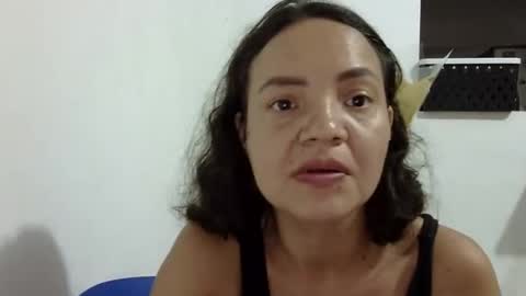 Snapshot of elizabeth_martinez_ chatting on October 2, 6:35 pm Elizabeth Martinez online show from October 2, 6:35 pm