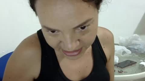 Snapshot of elizabeth_martinez_ chatting on October 7, 8:35 pm Elizabeth Martinez online show from October 7, 8:35 pm