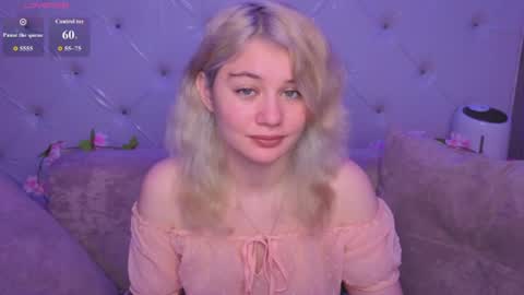 Elizabeth online show from June 11, 1:05 am