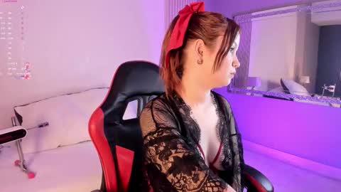 Elizabeth online show from January 15, 2:34 pm