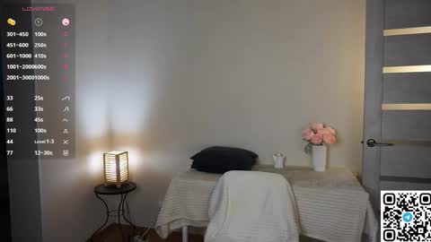 Elizabeth online show from March 11, 2:16 am