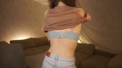 Snapshot of elizabethennals chatting on September 22, 6:28 pm Elizabeth online show from September 22, 6:28 pm