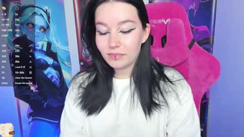 Snapshot of elizabethflowerr chatting on September 9, 2:44 am Eli online show from September 9, 2:44 am