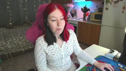 Snapshot of elizabethflowerr chatting on February 5, 2:08 am Eli online show from February 5, 2:08 am