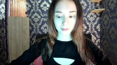elizabethrice online show from February 14, 10:58 pm