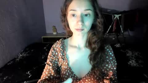 elizabethrice online show from September 27, 3:52 pm