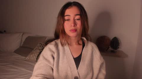 Snapshot of elizabethz chatting on February 7, 1:25 am Tuli online show from February 7, 1:25 am