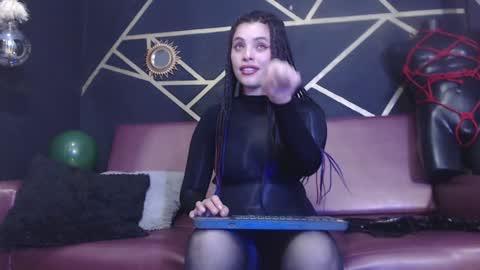   online show from December 11, 10:27 pm