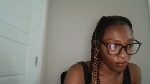 Snapshot of ella5eju chatting on September 14, 7:23 pm GFE online show from September 14, 7:23 pm