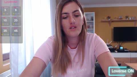 Ella  Max online show from October 8, 7:46 am