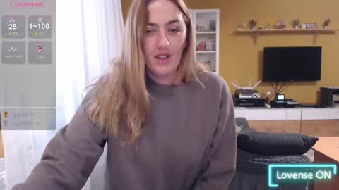 Ella  Max online show from October 5, 6:07 am