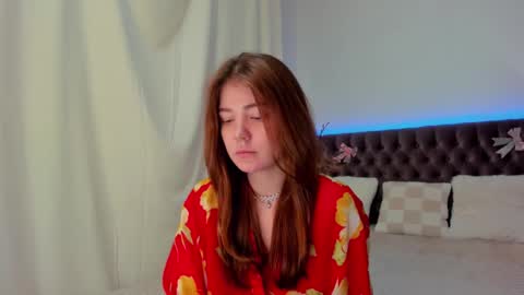 Ella Mayers online show from February 24, 12:27 am