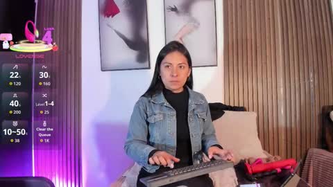 ella rouse online show from November 10, 12:55 pm