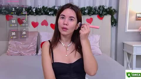 Snapshot of ellaander chatting on October 10, 4:17 am Ella online show from October 10, 4:17 am