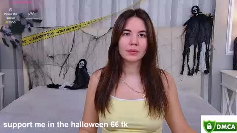 Snapshot of ellaander chatting on October 25, 4:09 am Ella online show from October 25, 4:09 am