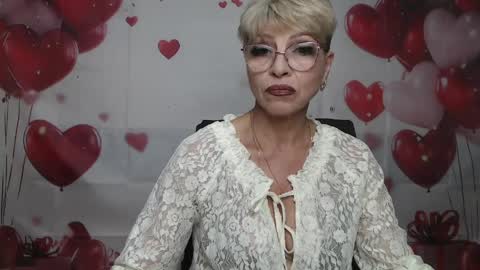 EllaBonito online show from April 5, 5:50 am