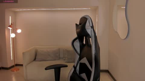 EllaClark online show from September 15, 6:48 pm