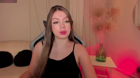 EllaClark online show from December 29, 11:29 am