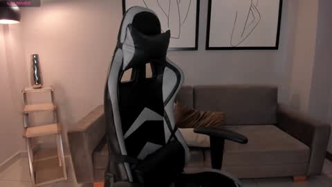 EllaClark online show from January 17, 6:54 pm