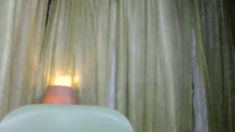 Ellah online show from December 22, 1:14 pm