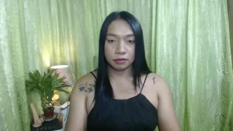 Snapshot of ellah_morena chatting on October 17, 12:08 pm Ellah online show from October 17, 12:08 pm